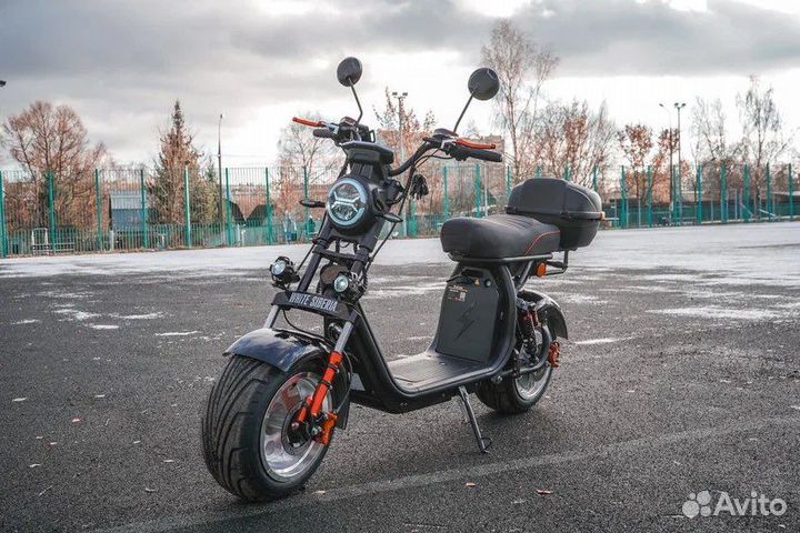 Электроскутер полноприводный