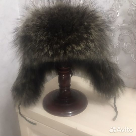 Шапка из енота для мальчика