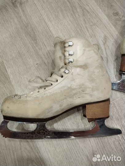 Коньки фигурные