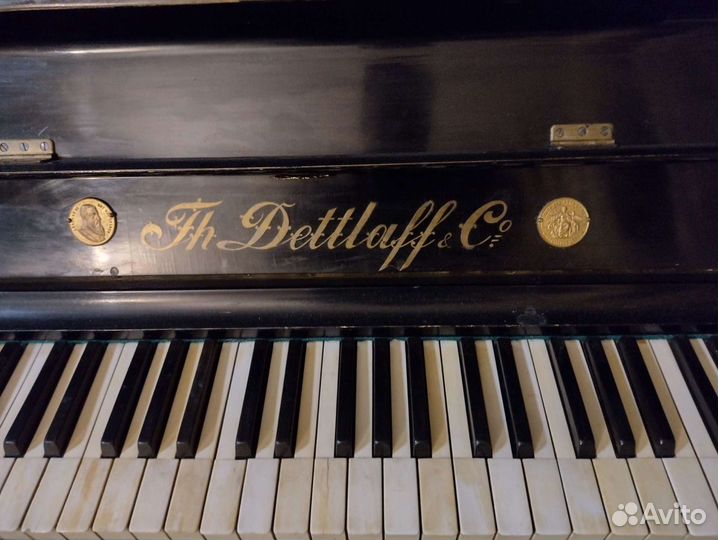 Антикварное Пианино