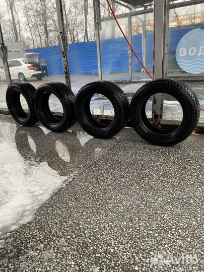 Gislaved Nord Frost 200 185/65 R15