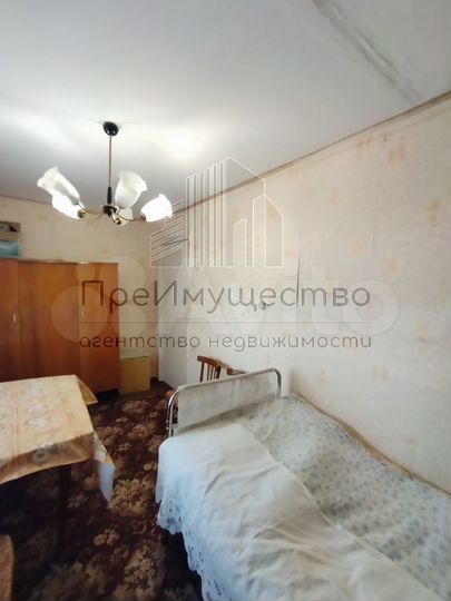 3-к. квартира, 50 м², 1/2 эт.