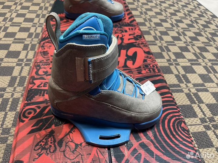 Вейкборд комплект Slingshot 137 + Liquid Force 38