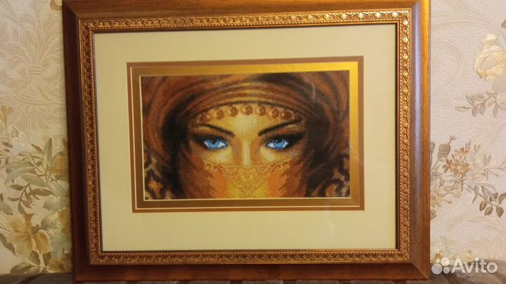 Картина вышитая крестом ручная работа