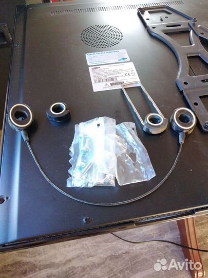 Крепёж для телевизора(струна)