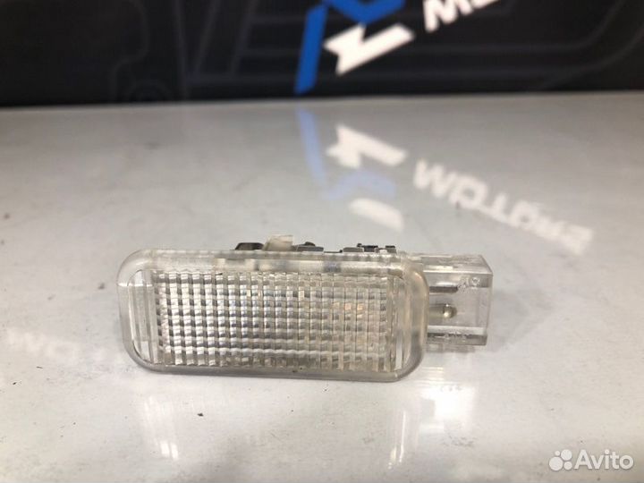 Плафон салона Audi Allroad C5 BAS 2004