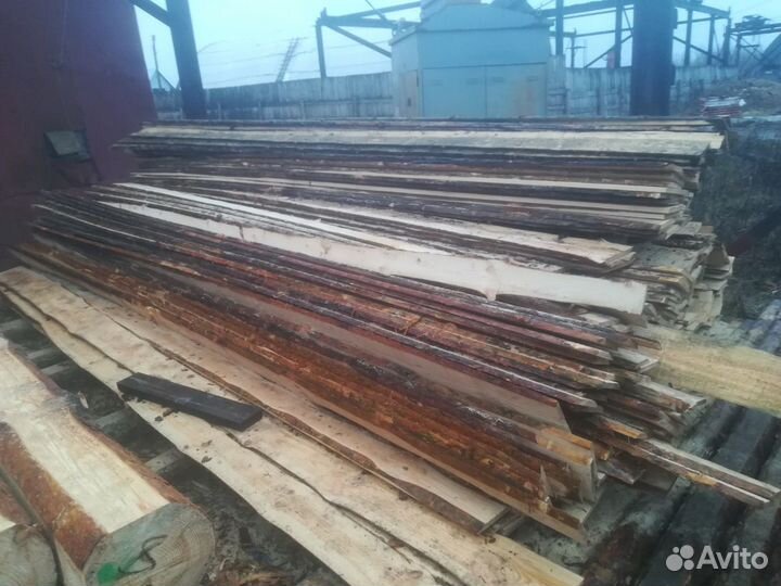 Доска необрезная, толщ. 25 мм, длина 6,0 м, сосна