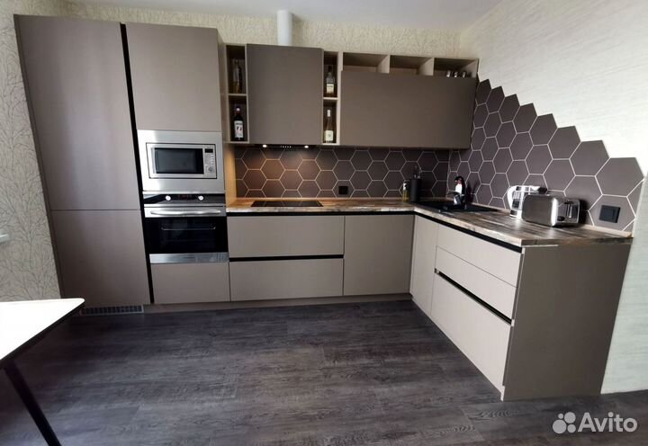 Кухонный гарнитур 