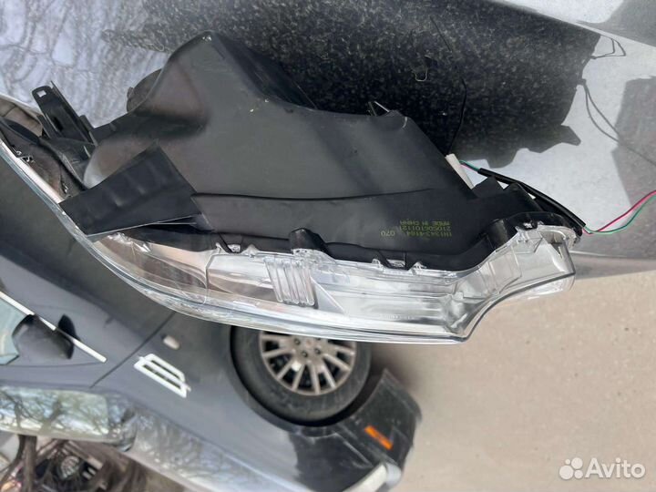 Фара правая Mitsubishi L200