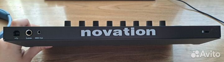 Миди контроллер novation launchkey mini mk3
