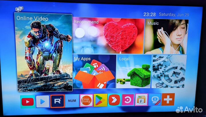 Андроид Тв приставка. Память 8/128 Гб. 4К. Новая