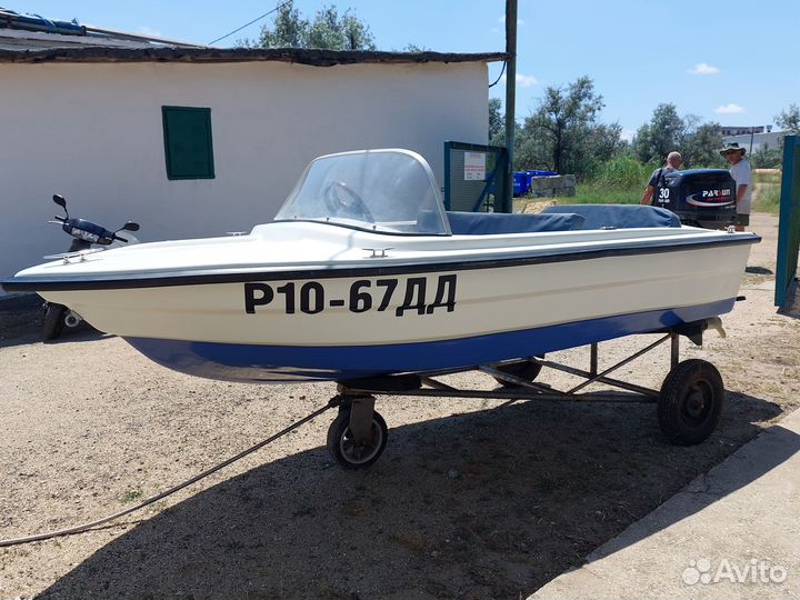 Катер тр - 9 пластик, прогулочный