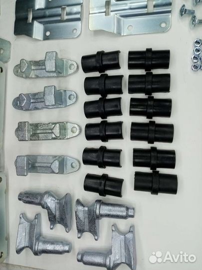 Фурнитура для ворот фургона