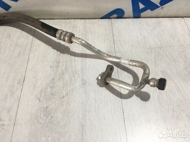 Трубка кондиционера маленькая KIA cerato 2 1.6 мт