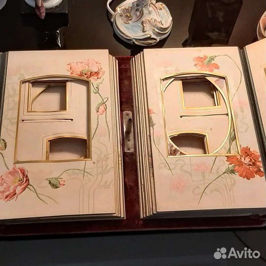 Старинный фотоальбом