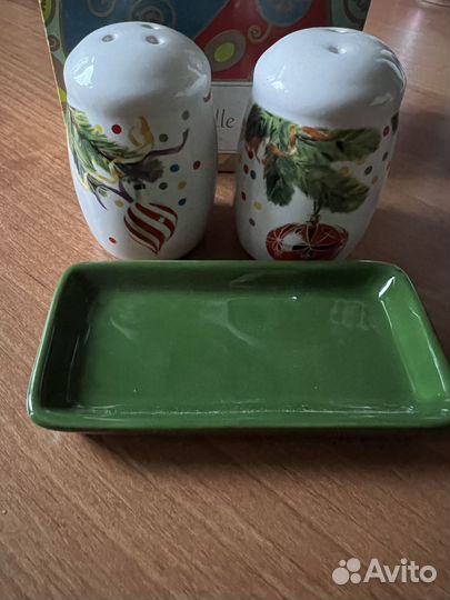 Набор керамический соль, перец на подставке