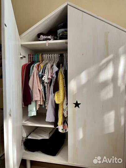 Шкаф домик из массива