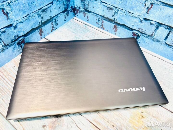 Lenovo IdeaPad P585 на A6/RAM 3GB/HDD 1TB