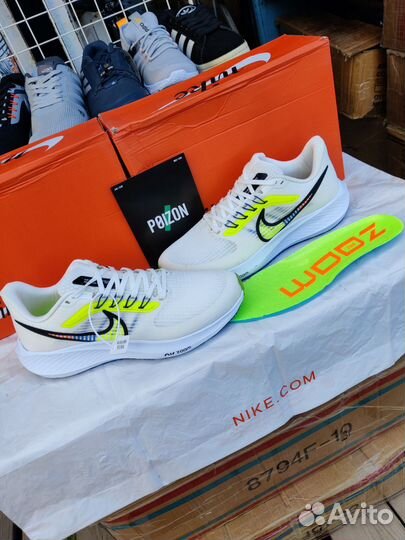 Кроссовки Nike беговые