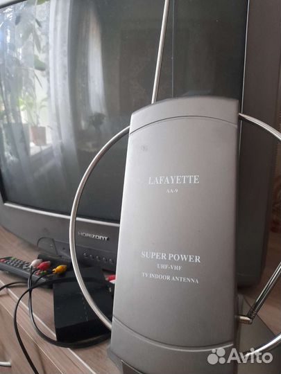 Телевизор бу Горизонт модель21А20