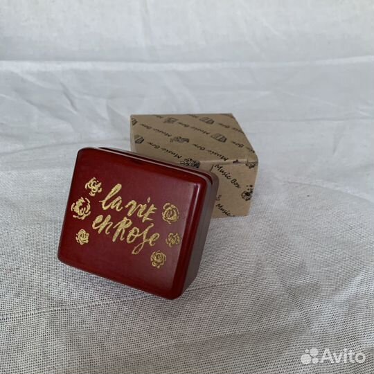 Edith Piaf Музыкальная шкатулка La vie en rose