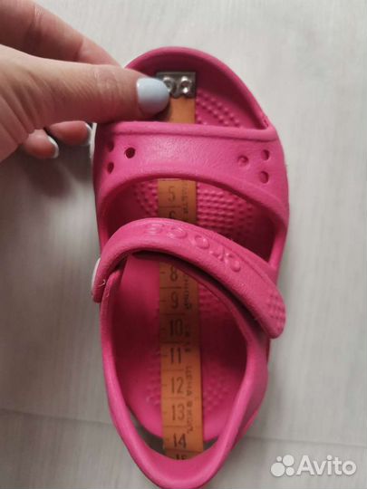 Детские сандалии crocs