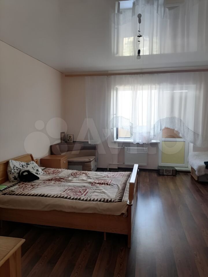 2-к. квартира, 90 м², 9/18 эт.