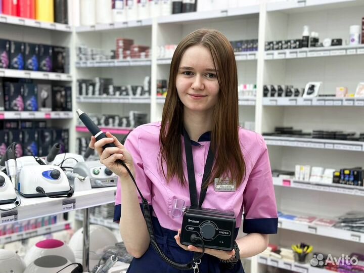 Продавец-консультант