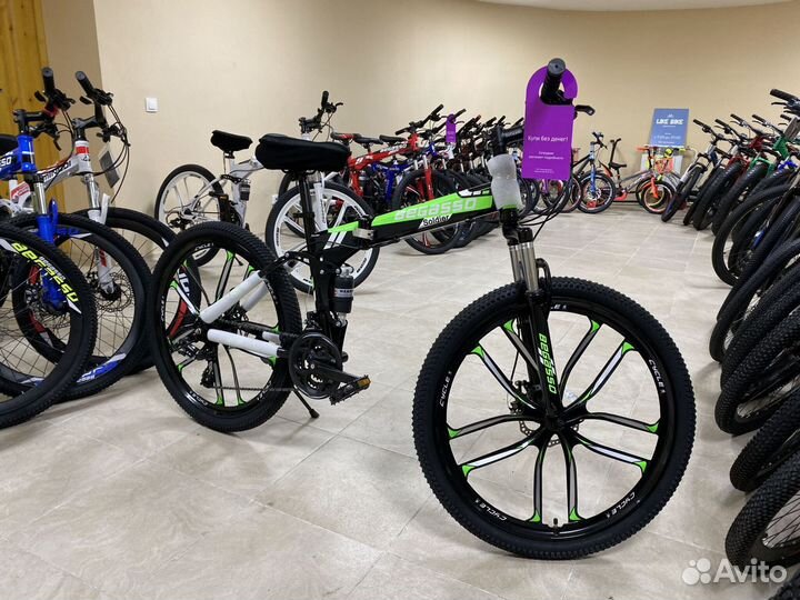 Велосипед на литых дисках