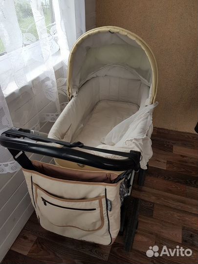 Коляска-люлька Peg Perego бежевая бу