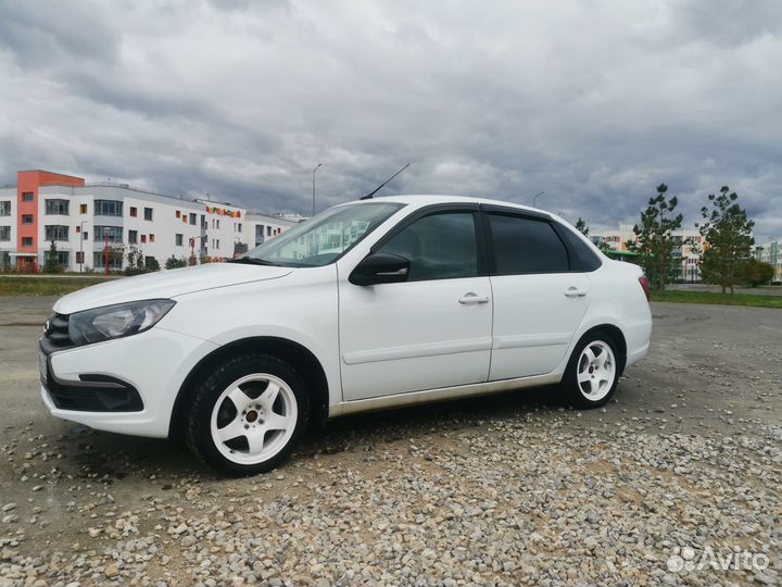 LADA Granta 1.6 AT, 2019, 90 000 км