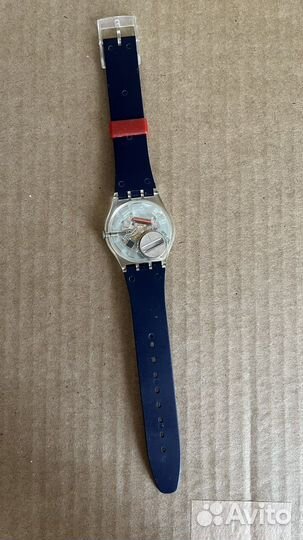 Часы Swatch Париж