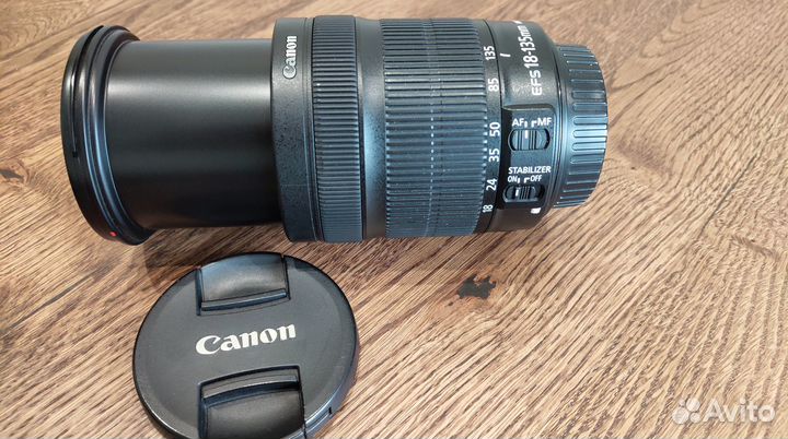 Объектив Canon EF-S 18-135mm f/3.5-5.6 IS STM