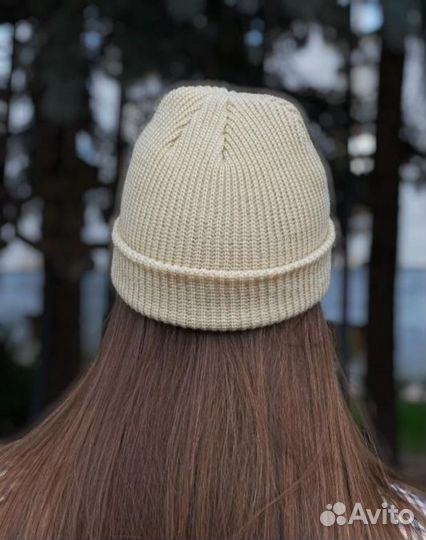 Шапка бини женская бежевая