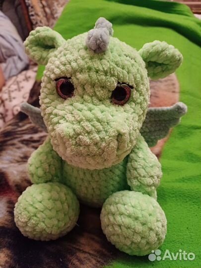 Вязанный дракончик