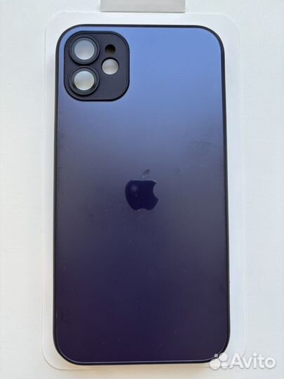 Чехол на iPhone 11