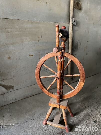 Прялка деревянная старинная