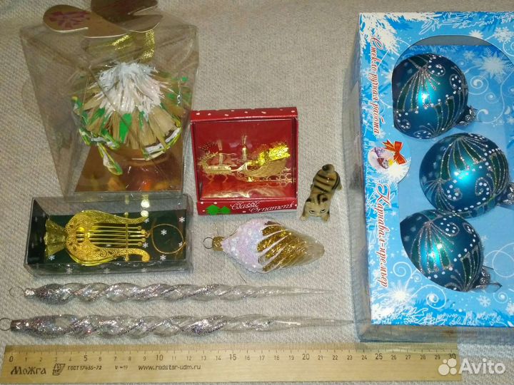 Ёлочные игрушки / украшения