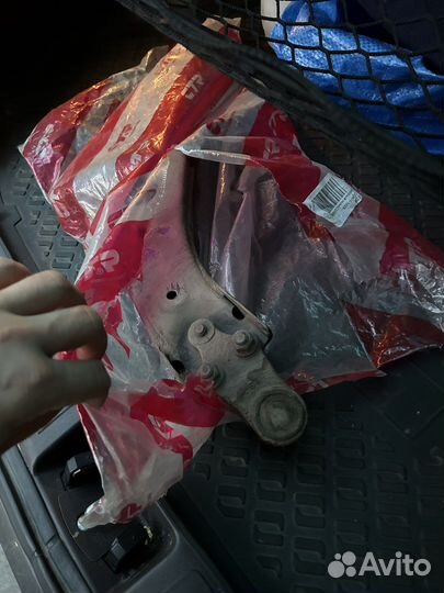 Рычаг передний правый Hyundai IX35