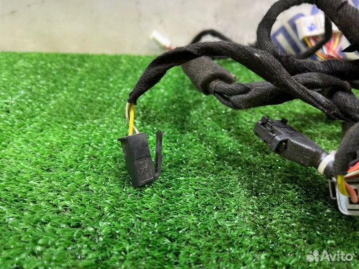 Проводка двери передняя левая Chery Very (A13)