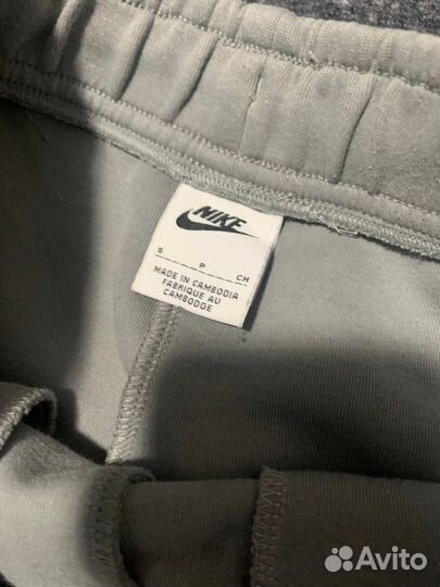 Штаны Nike Tech Fleece