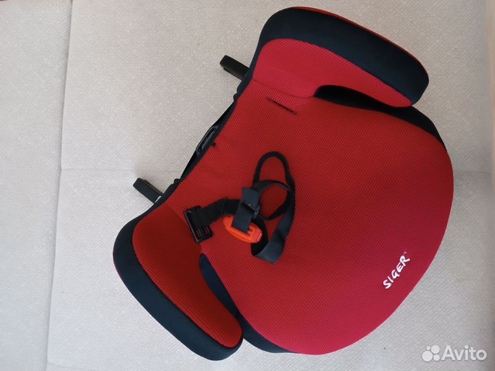 Автокресло бустер isofix
