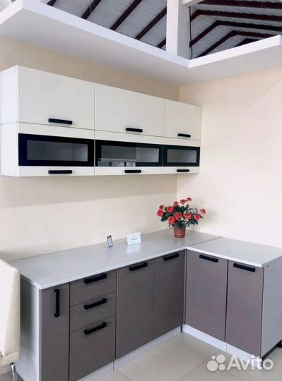 Кухня угловая