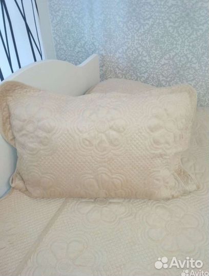 Комплект: покрывало и наволочки