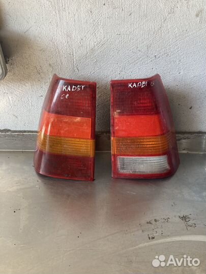 Задние фонари opel kadett седан