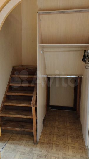 4-к. квартира, 100 м², 5/6 эт.