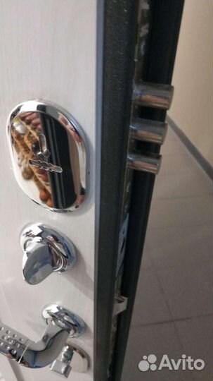 Вскрытие замков квартир и авто, Замена замков