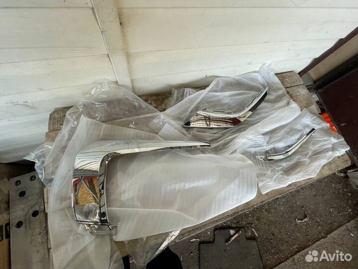 Молдинг бампера Митсубиси Аутлендер 3 GF