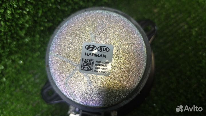 Динамик в торпедо kia ceed 3 CD Harman