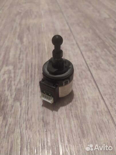 Моторчик (корректор) фары VAG